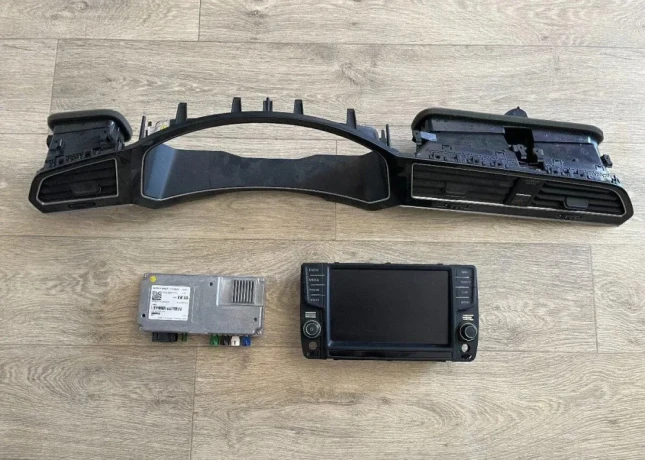 original-vw-displej-5g0919606-big-0