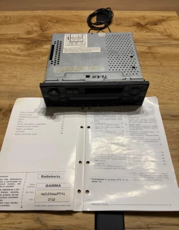 vw-gamma-v-s-aux-vstupom-big-2