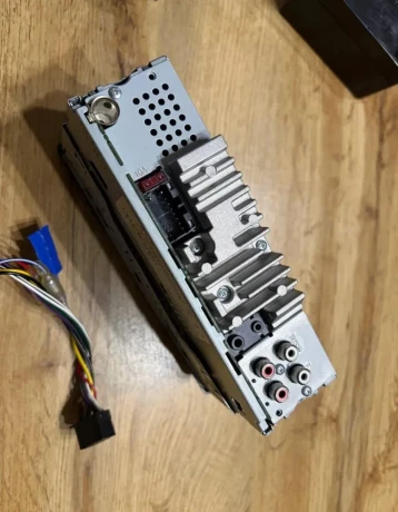 pioneer-mvh-s420bt-bluetoothusbaux-big-3