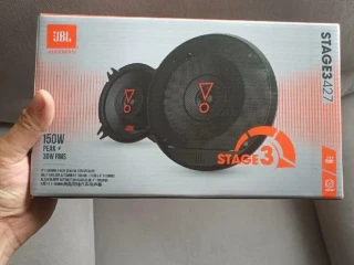 reproduktory-jbl