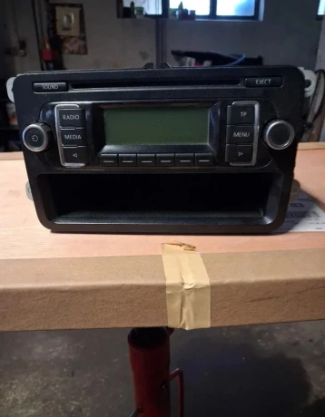 autoradio-big-0