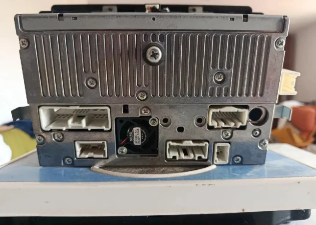 autoradio-mazda-cx-7-big-2
