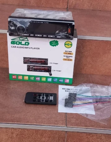 auto-radio-big-0