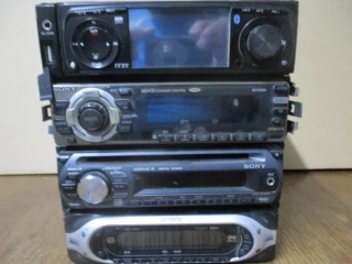 akai-a-sony-autoradia