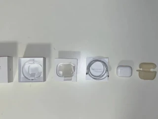 predam-airpods-pro-1gen-s-bezdrotovym-nabijanim