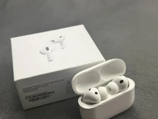 apple-airpods-pro-3