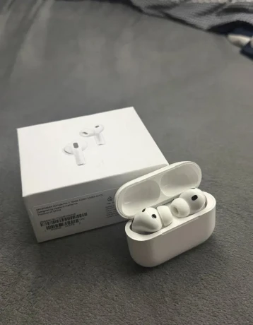 apple-airpods-pro-3-big-0