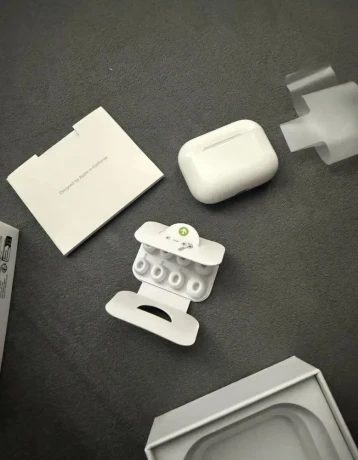 apple-airpods-pro-3-big-2