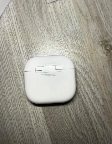 airpods-4-s-anc-big-2