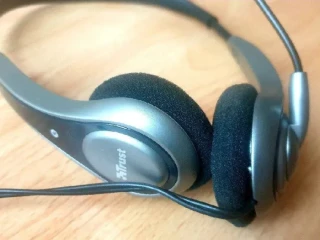 sluchadla-s-mikrofonom