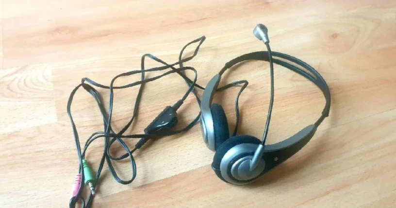 sluchadla-s-mikrofonom-big-1