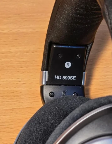 sennheiser-hd-599-se-big-1
