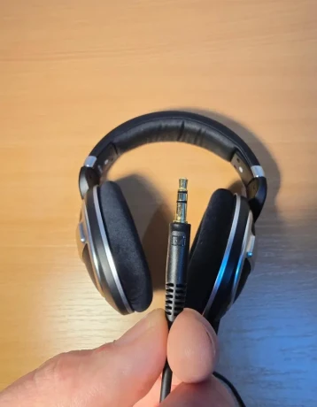 sennheiser-hd-599-se-big-3