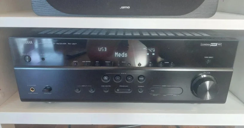 yamaha-rx-v671-receiver-big-1