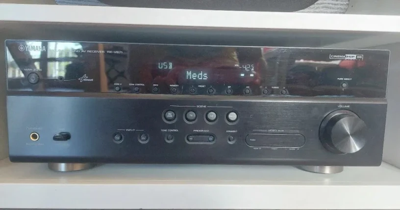 yamaha-rx-v671-receiver-big-2