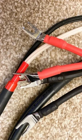 oyaide-across-3000-reproduktorovy-kabel-big-2