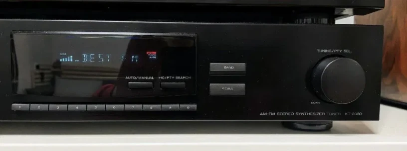 hi-fi-tuner-big-2