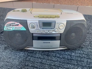 aiwa-csd-td9-prenosne-radio