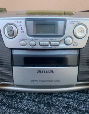 aiwa-csd-td9-prenosne-radio-big-2