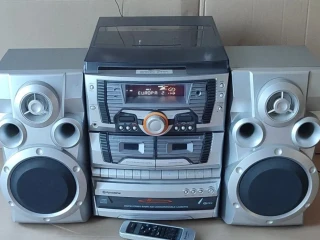 retro-hi-fi-veza-roadstar-s-gramofonom-a-3cd-s-dialkovym