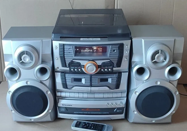 retro-hi-fi-veza-roadstar-s-gramofonom-a-3cd-s-dialkovym-big-0