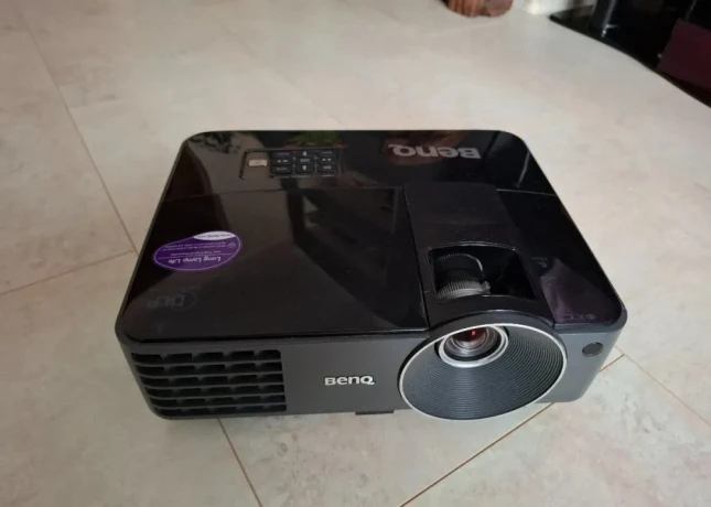 projektor-benq-ms500-big-0