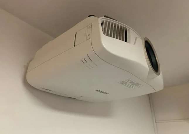 epson-eh-tw7400-4k-pro-uhd-nova-lampa-chyba-obrazu-big-3
