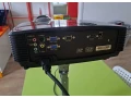 projektor-optoma-premietacie-platno-small-2