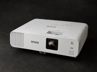 epson-eb-l260f-full-hd-laserovy-projektor-4600-lm
