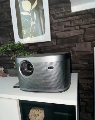 full-hd-smart-projektor-xgimi-horizon-big-1