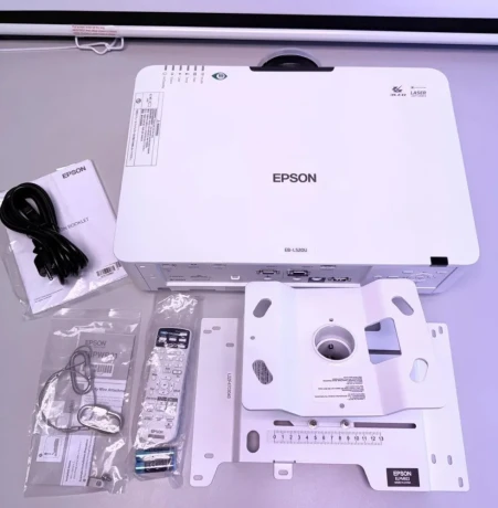 epson-eb-l520u-3lcd-laser-5200ansi-1920x1200-0-hodin-novy-big-0