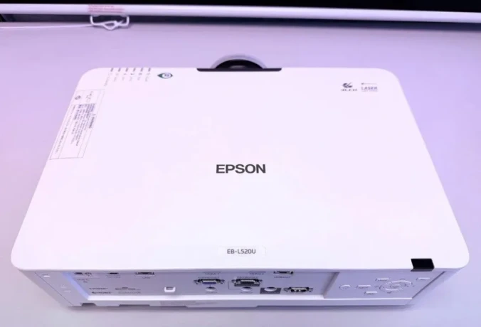 epson-eb-l520u-3lcd-laser-5200ansi-1920x1200-0-hodin-novy-big-2