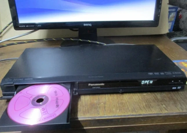 panasonic-dmp-bd65-blu-ray-big-1
