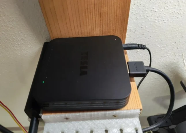 tesla-mediabox-xg500-big-1