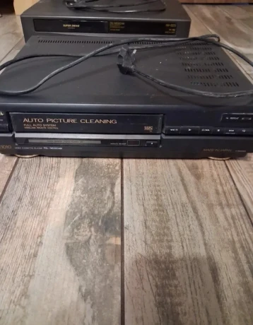 panasonicnv-sd3-aiwa-e1010-big-2