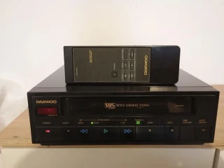 kupim-retro-vhs-daewoo-vcp-12rad