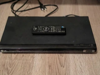 dvdcd-prehravac-lg-dvx340