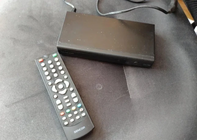 sencor-sdb-2012t-dvb-t-prijimac-set-top-box-big-2