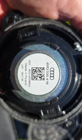 reproduktory-audi-q7-big-4