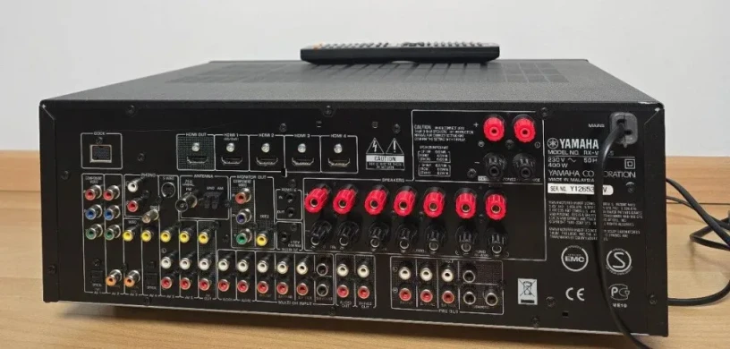 yamaha-rx-v1065-72-hdmi-phono-105-w-big-1