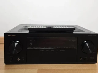 pioneer-vsx-923-airplay-internetove-radia-usb
