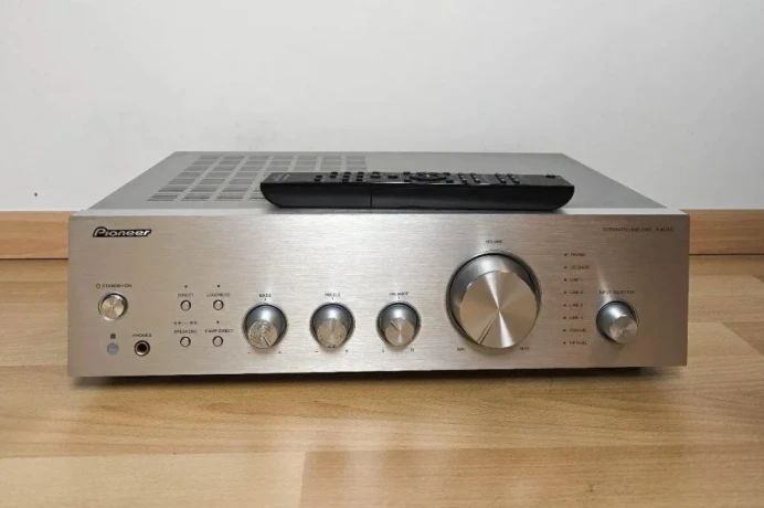 pioneer-a-40ae-phono-optika-loudness-big-0