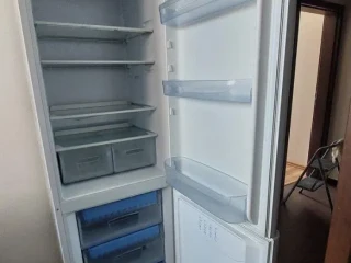 predam-kombinovanu-chladnicku-indesit-v-trencianskych-teplic