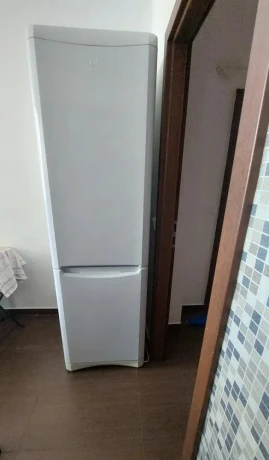 predam-kombinovanu-chladnicku-indesit-v-trencianskych-teplic-big-1