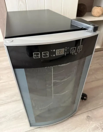 vinoteka-philco-na-8-flias-big-2
