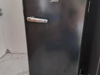 chladnicka-midea