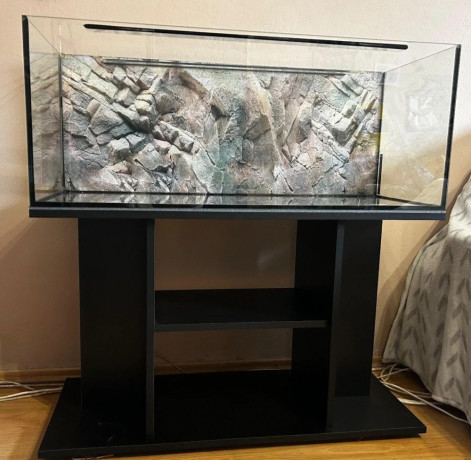 predam-akvarium-160l-big-1