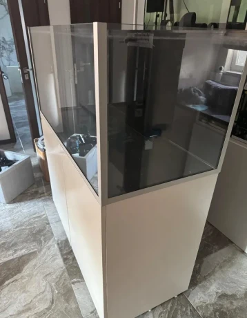 predam-akvarium-redsea-reefer-425l-big-1