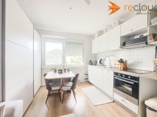 na-predaj-15-izbovy-byt-po-kompletnej-rekonstrukcii-postov