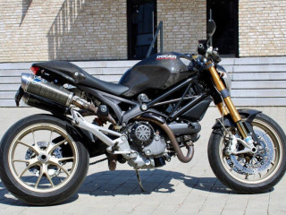 ducati-monster-1100s